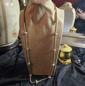 Premier Designs Gold Snake Chain Necklace • Pearl Cluster Slider Beads • Vintage